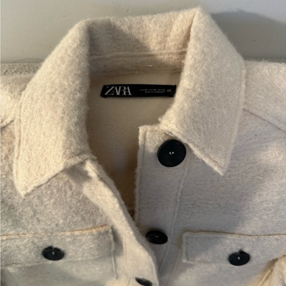 Zara Shacket - Picture 2 of 3